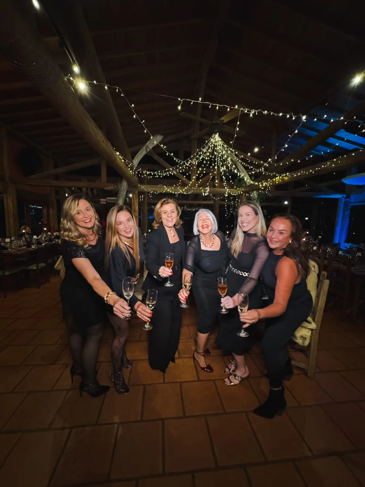 48º Jantar Clube Vinho e Mulheres